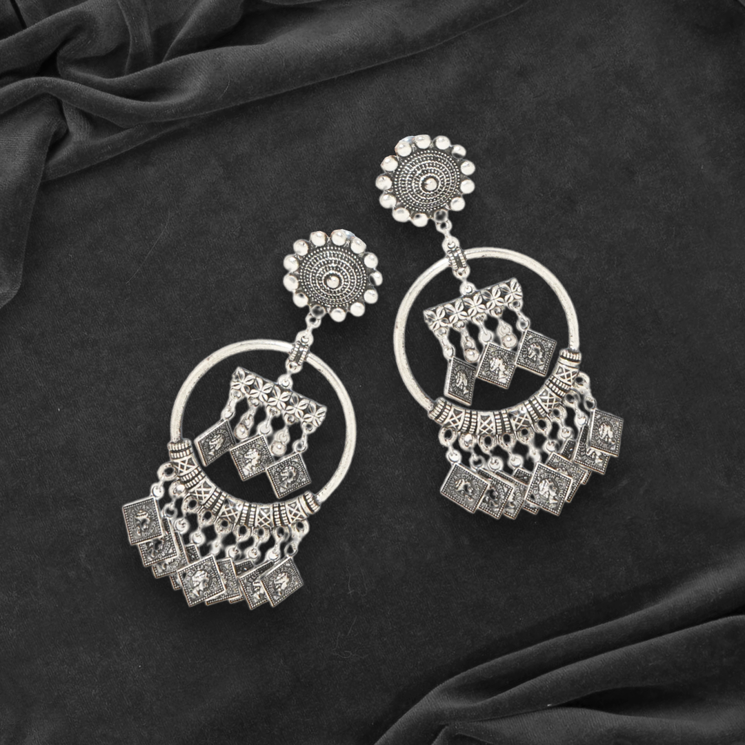 Capture Hearts with Delightful Earring Beauty